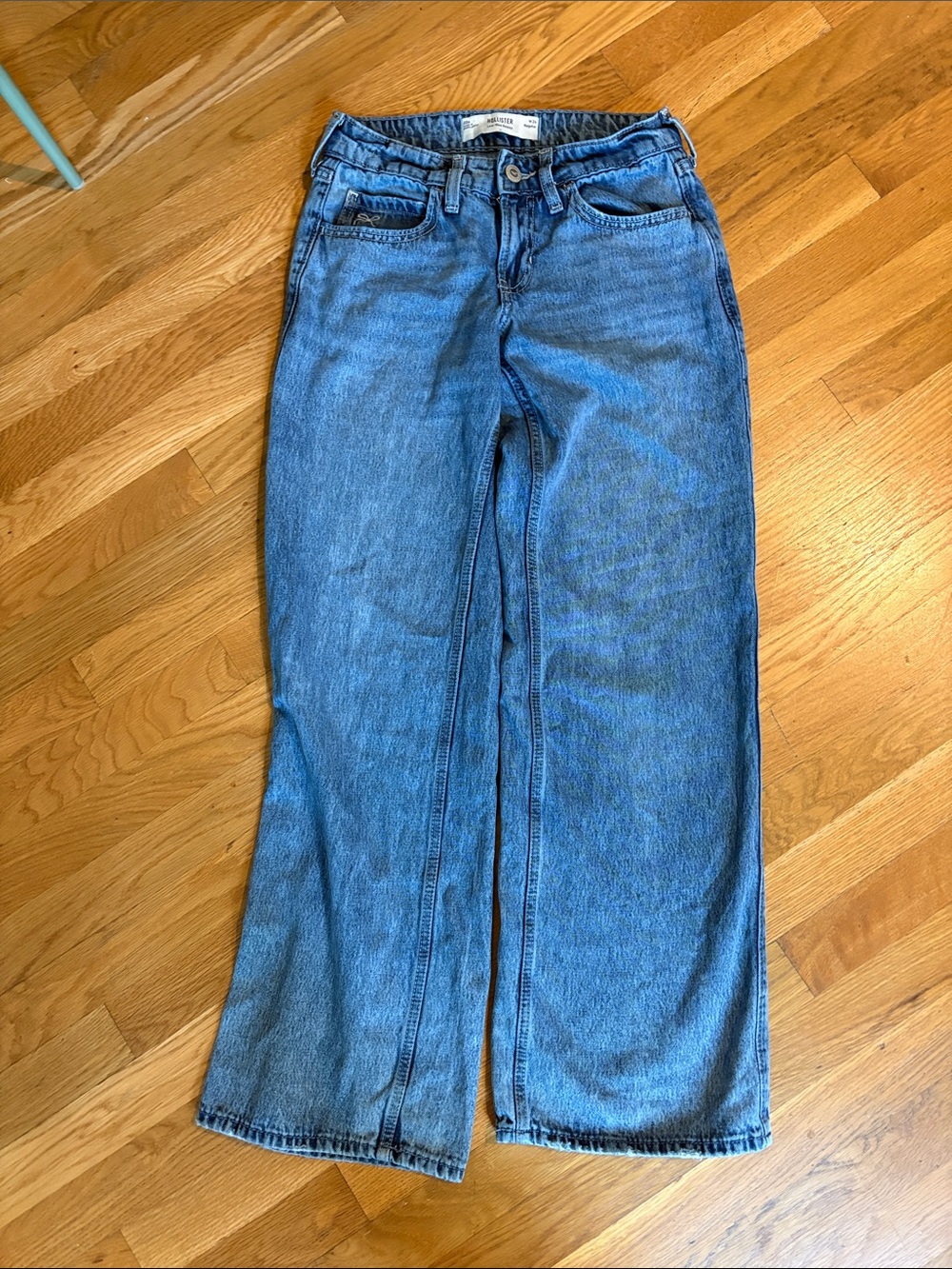 Hollister low rise baggy with bow stitching on pocket